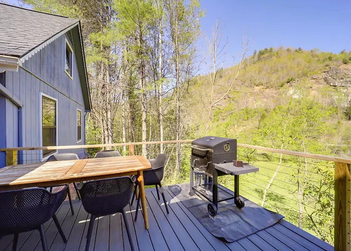 24 Private Acres: Trails/Hot Tub Near Blowing Rock
