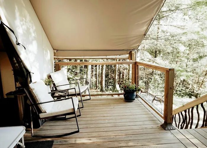 Enchanting Blue Ridge Mountains Lodging With A Wood-Burning Stove In Lenoir, Nc